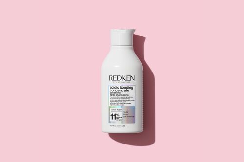 Acidic Bonding Concentrate Conditioner - Redken Retail Haircare | L'Or&eacute;al Partner Shop