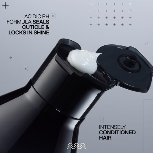 Acidic Color Gloss Conditioner - Naked Gloss Offer | L'Oréal Partner Shop