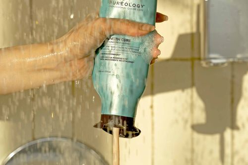 Strength Cure Conditioner - Pureology Retail | L'Or&eacute;al Partner Shop