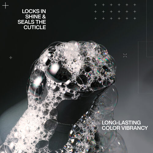 Acidic Color Gloss Shampoo - Naked Gloss Offer | L'Oréal Partner Shop