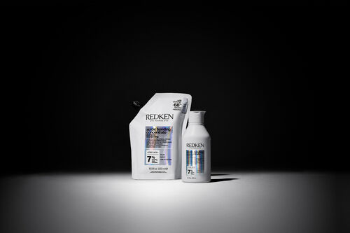 Acidic Bonding Concentrate Shampoo Refill - [NEW] Redken Refillables | L'Oréal Partner Shop